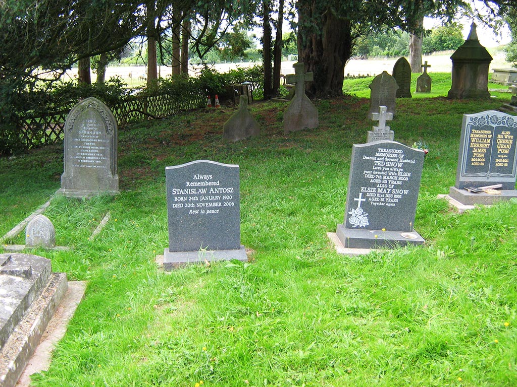 Graves of Polish veterans in St Mary's Churchyard